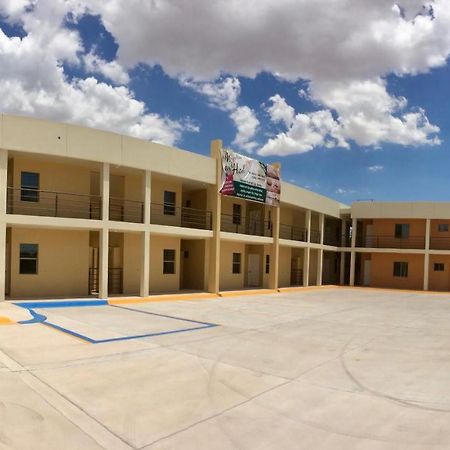 Magnolias Suites Hotel Nuevo Casas Grandes Exteriör bild