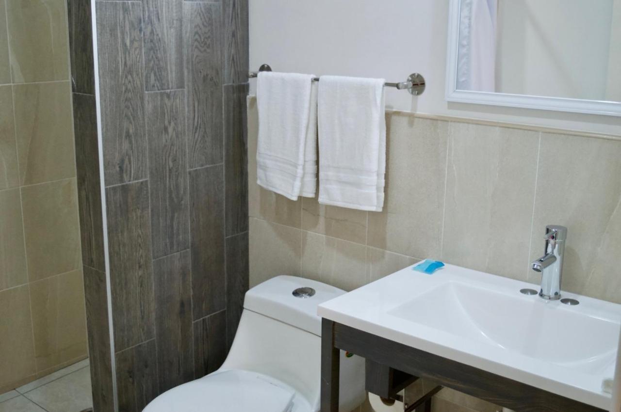 Magnolias Suites Hotel Nuevo Casas Grandes Exteriör bild